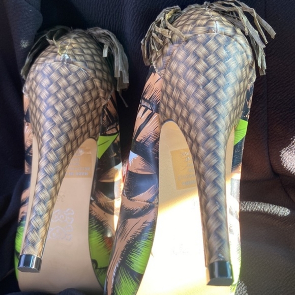 IRON FIST TIKI TOES LADIES PLATFORM SHOES - Picture 7 of 12